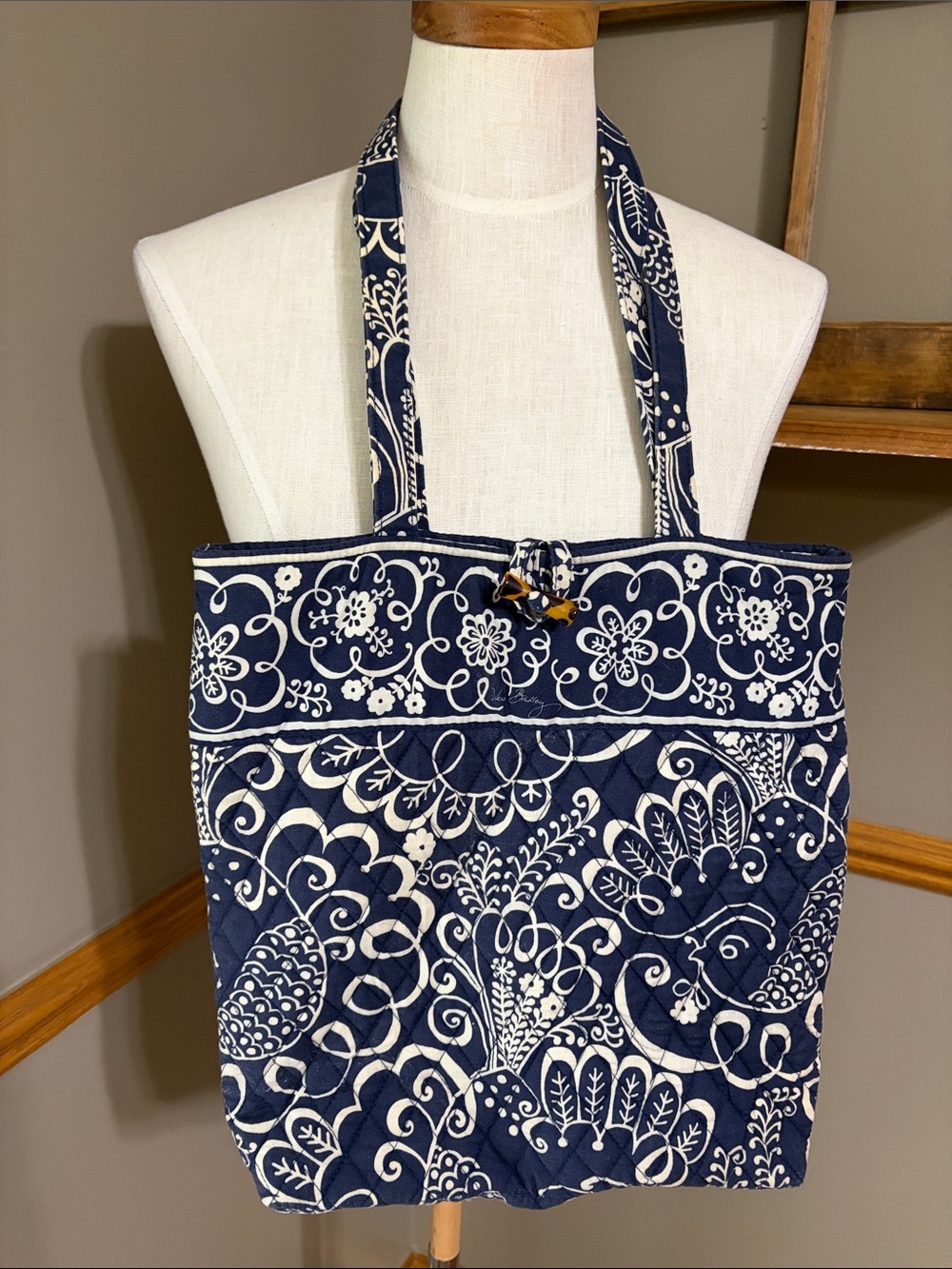 Vera Bradley twirly birds navy blue large tote bag